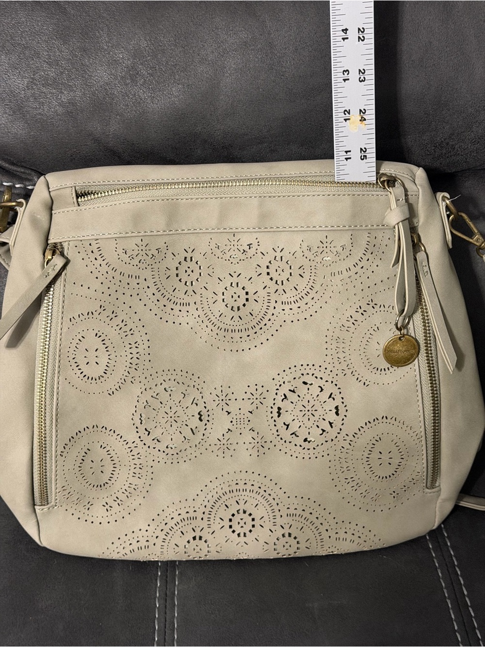 Wallflower Perforated Crossbody Purse Sage Green Faux Leather Shoulder Bag - Picture 4 of 8